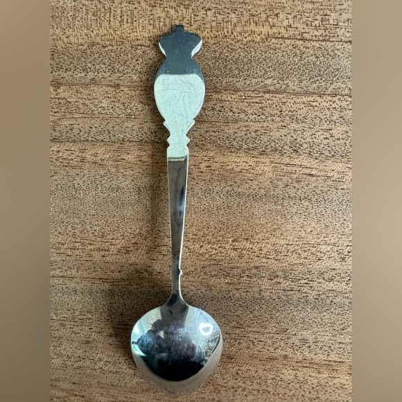 Vintage Collectible Lourdes A.Augis Blue Enamel The Virgin Mary Crown Spoon - Picture 4 of 7